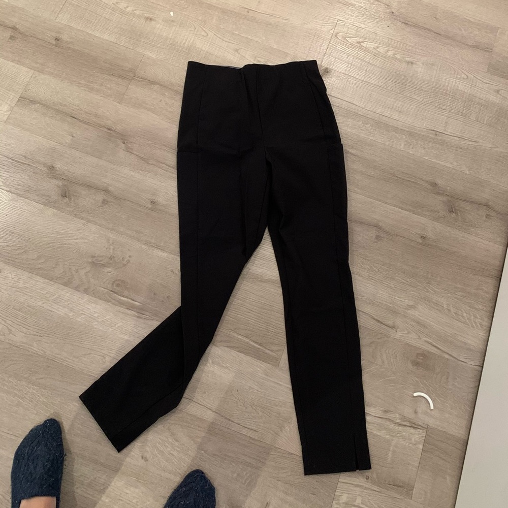 Women’s Athleta pants